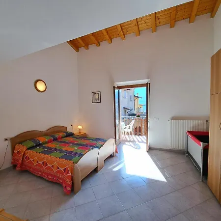 Bonaventura 12345 Gardola Centro Storico Daire *