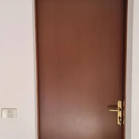 Апартаменты Bonaventura 12345 Gardola Centro Storico