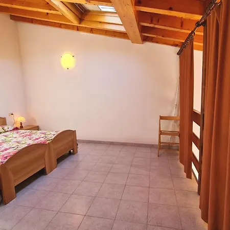 Bonaventura 12345 Gardola Centro Storico Апартаменты *