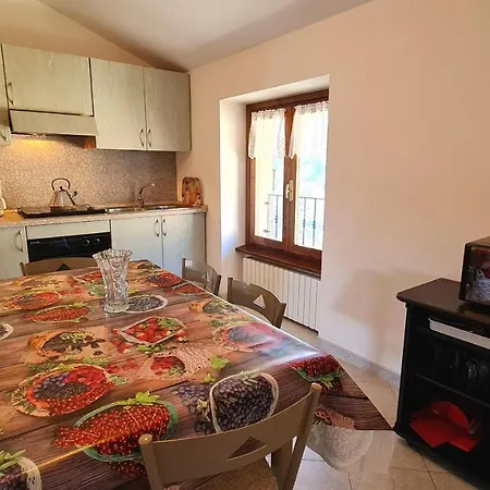 Bonaventura 12345 Gardola Centro Storico Daire Tignale